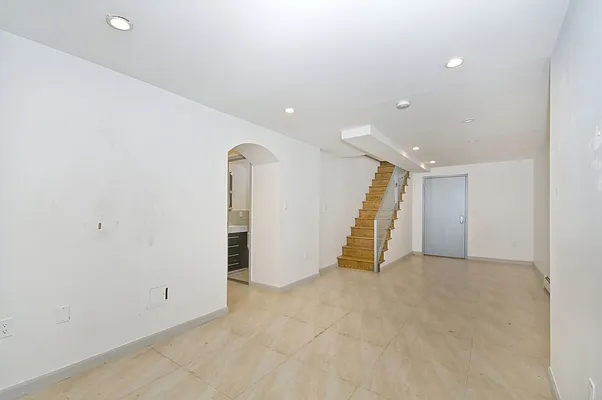 Rented by Brooklyn Rentals NYC | media 12