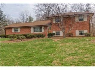 4877 Sharon Hill Dr, Columbus, OH 43235