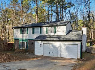 4828 Oak Path, Stone Mountain, GA 30088