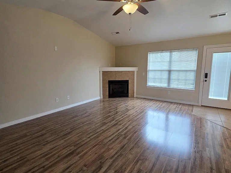 3505 SW Carriageway Ave — Photo 3