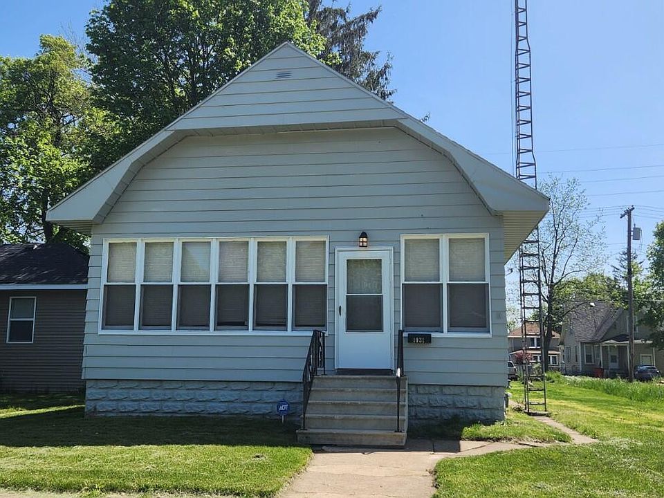 1st image of 1031 Broadway Ave