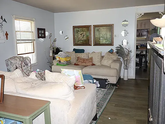 2 bed, 821 sqft, $1,348 — Photo 4