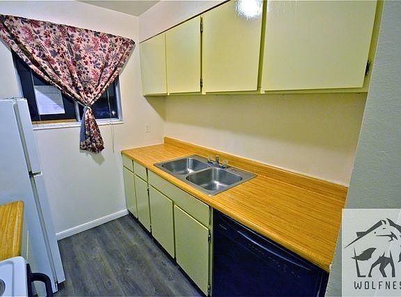 3rd image of 4371 S Fairbourne Ave APT 5