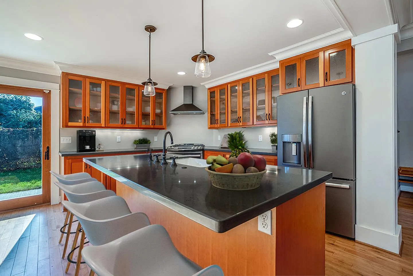 Custom Westmoreland home minutes from Sellwood — Photo 4