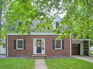 311 S Willis Ave, Champaign, IL 61821