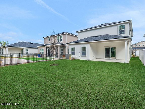 7th image of this home