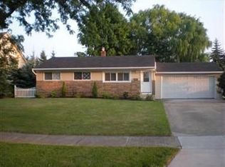 26302 Buckthorn Rd, Bedford Heights, OH 44146