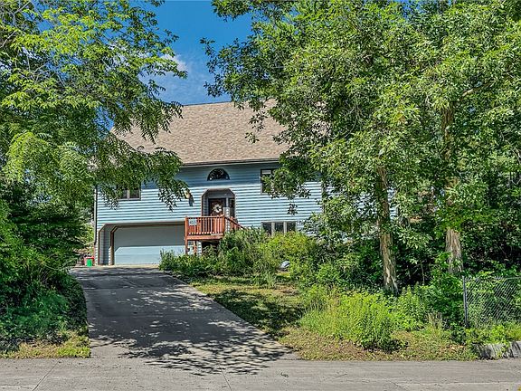 2nd image of 4011 Dawes Dr
