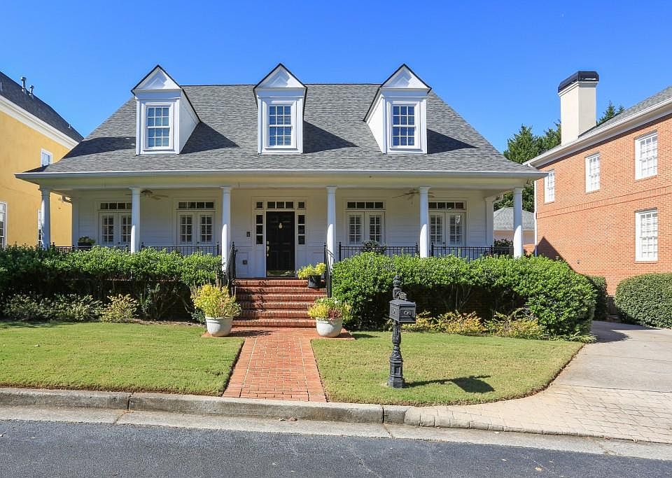 1st image of 3409 Paces Ferry Cir SE