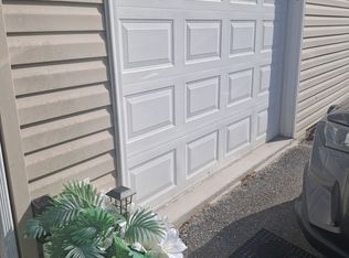 112 Center St #B, Charles Town, WV 25414