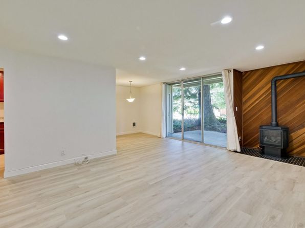 505 Cypress Point Dr UNIT 186