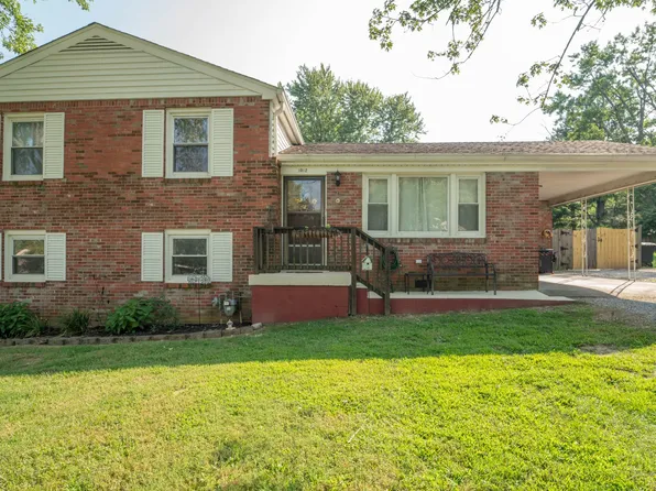 1012 Dickens St, Greenbrier, TN 37073