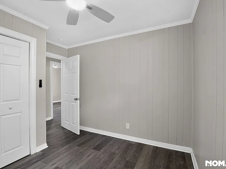 56 Baxter St — Photo 18