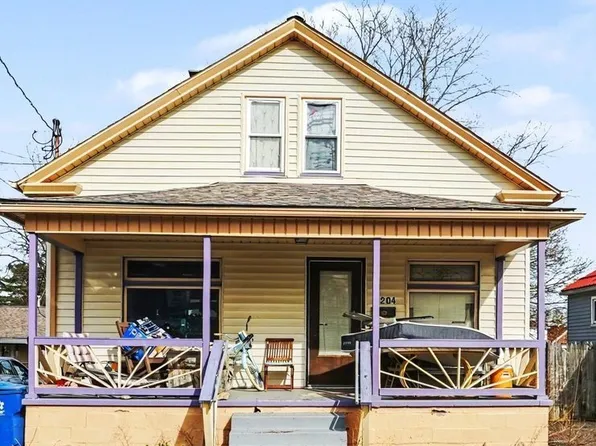 2204 Harmon Ave, Niles, OH 44446