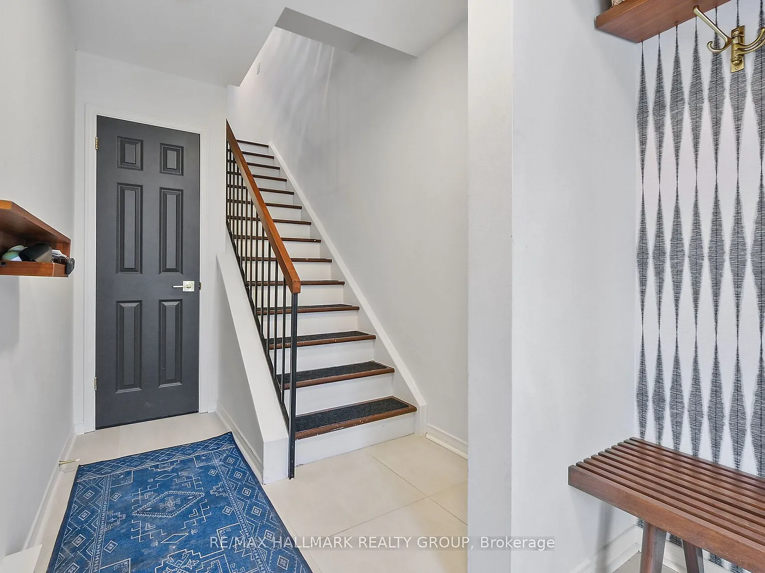2 bed, $2,900 — Photo 3