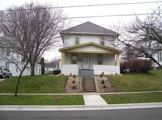 1309 Washington St, Cedar Falls, IA 50613