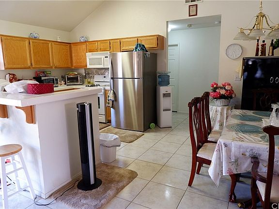 3rd image of 2717 W Sunset Ln