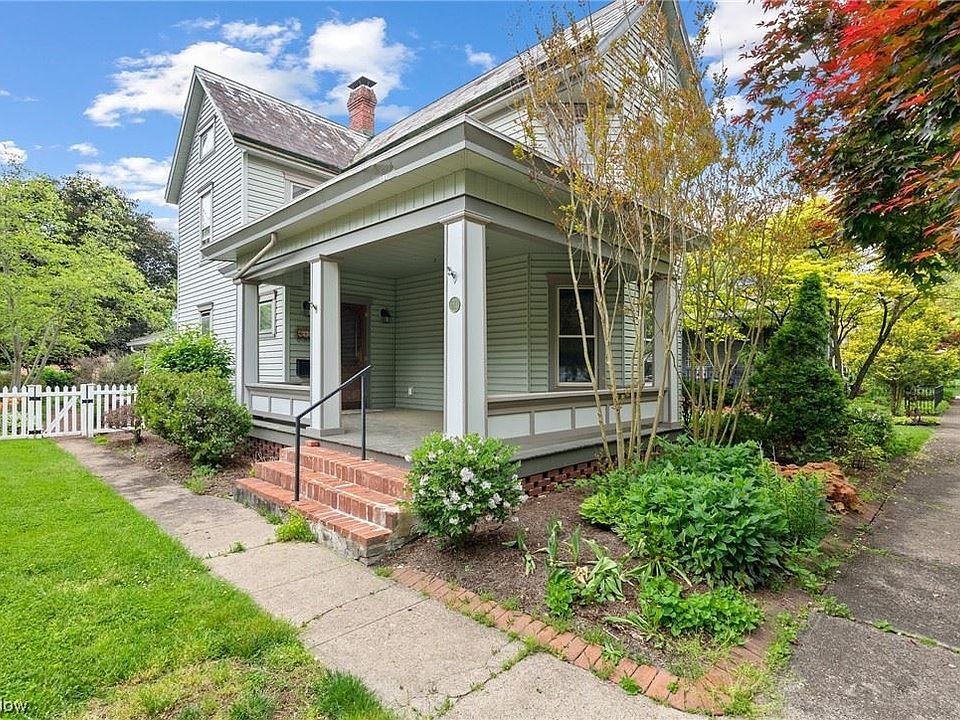 1st image of 611 6th St