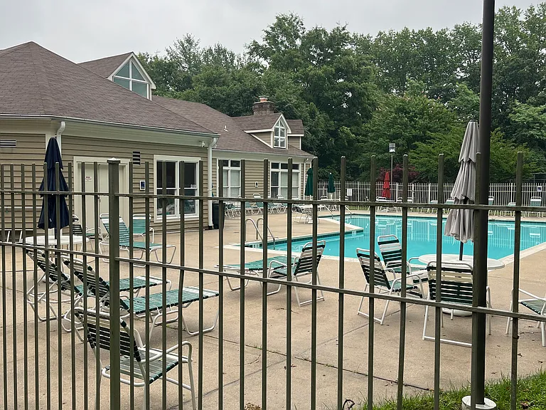 603 Admiral Dr #107 — Photo 15