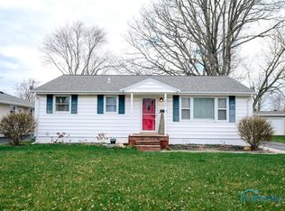 408 Clifton Ave, Findlay, OH 45840