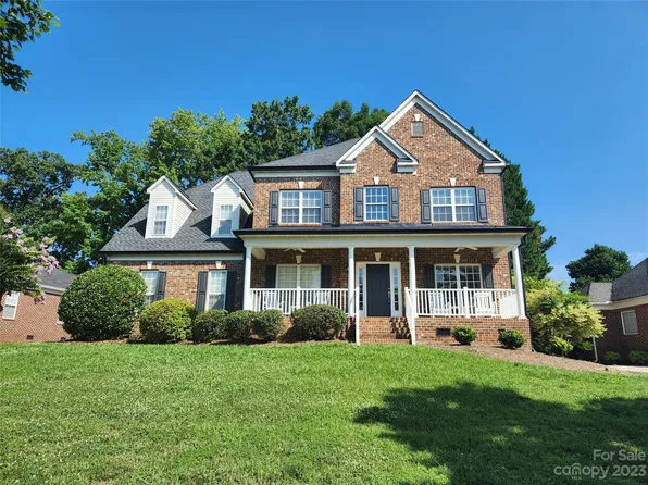 2521 Bellingham Dr NW, Concord, NC 28027