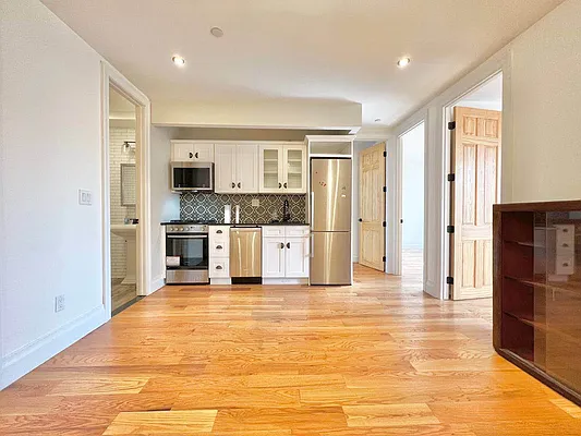 Rented by Doorway NYC, LLC | media 2