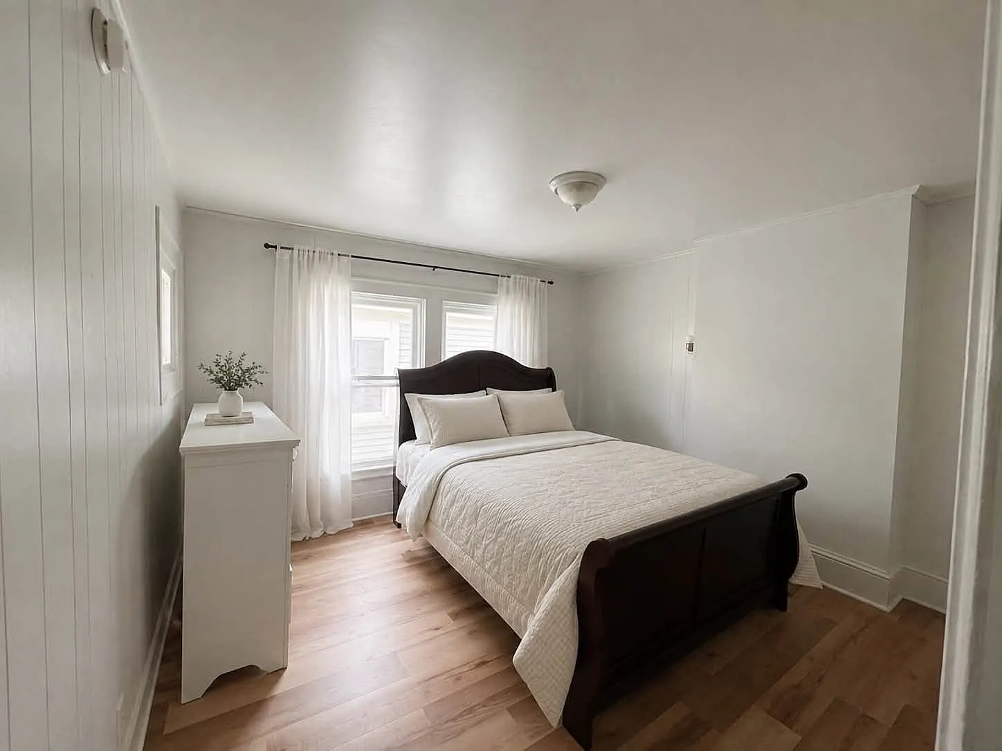 5 bed, 1865 sqft, $3,500 — Photo 3