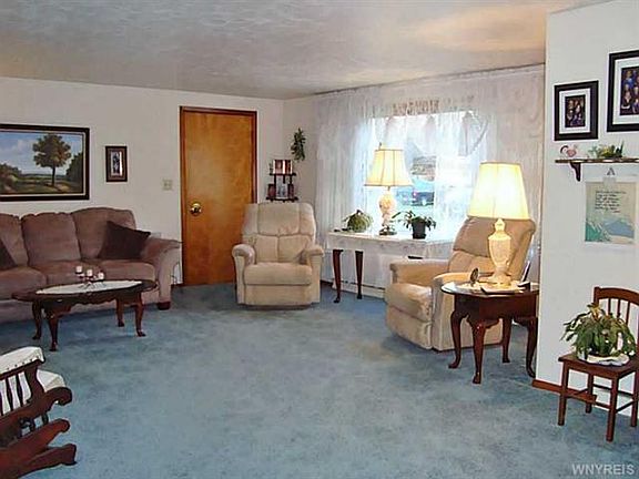 2nd image of 286 Homestead Dr