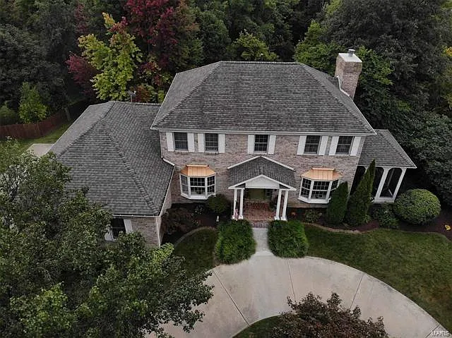 124 Forest Grove Dr photo 1