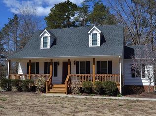 81 Loomis Rd, Aylett, VA 23009