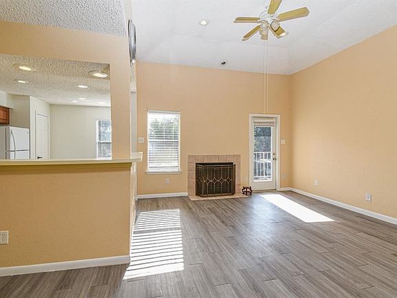 2nd image of 2011 Spenwick Dr APT 523