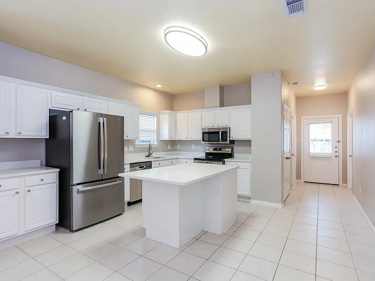 21327 Sweet Grass Ln — Photo 7