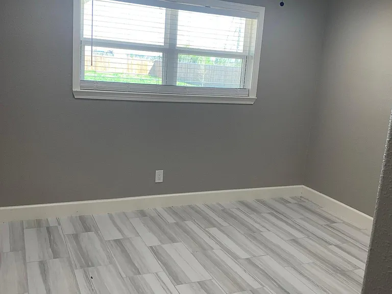 9507 Puritan Way — Photo 16
