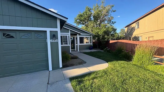 4 bed, 2.0 bath, 1464 sqft, $2,700 — Photo 4