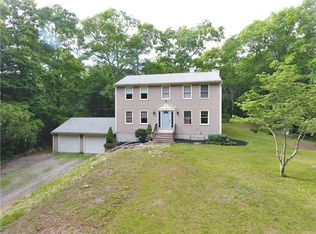 216 Byron Randall Rd, Scituate, RI 02857