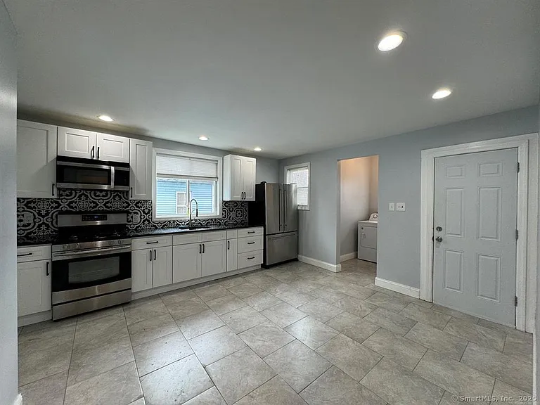 557 Colorado Ave #2 — Photo 11