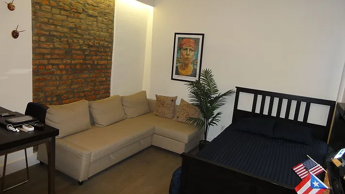 Rented by RC REAL ESTATE OF NEW YORK | media 66