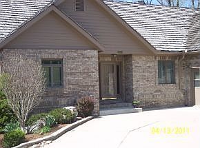 3rd image of 9448 S Harbour Pointe Dr