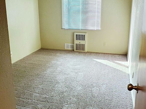 3rd image of 505 3rd Ave N #102