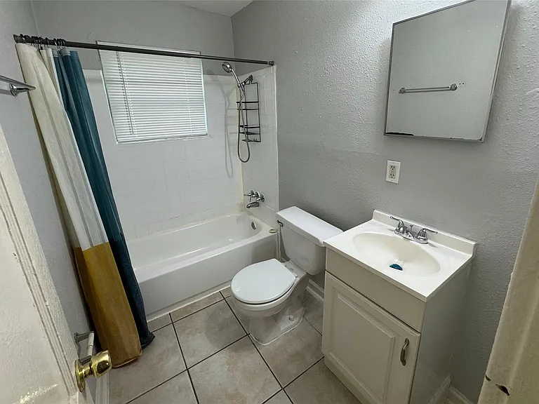 5122 Windemere St — Photo 10