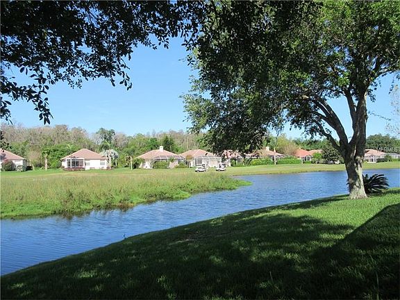 2nd image of 1326 Dartford Dr