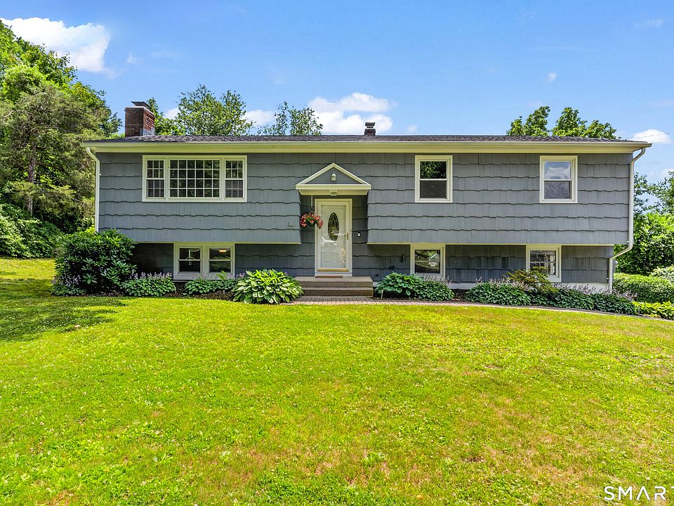 1st image of 12 Quaker Ridge Road