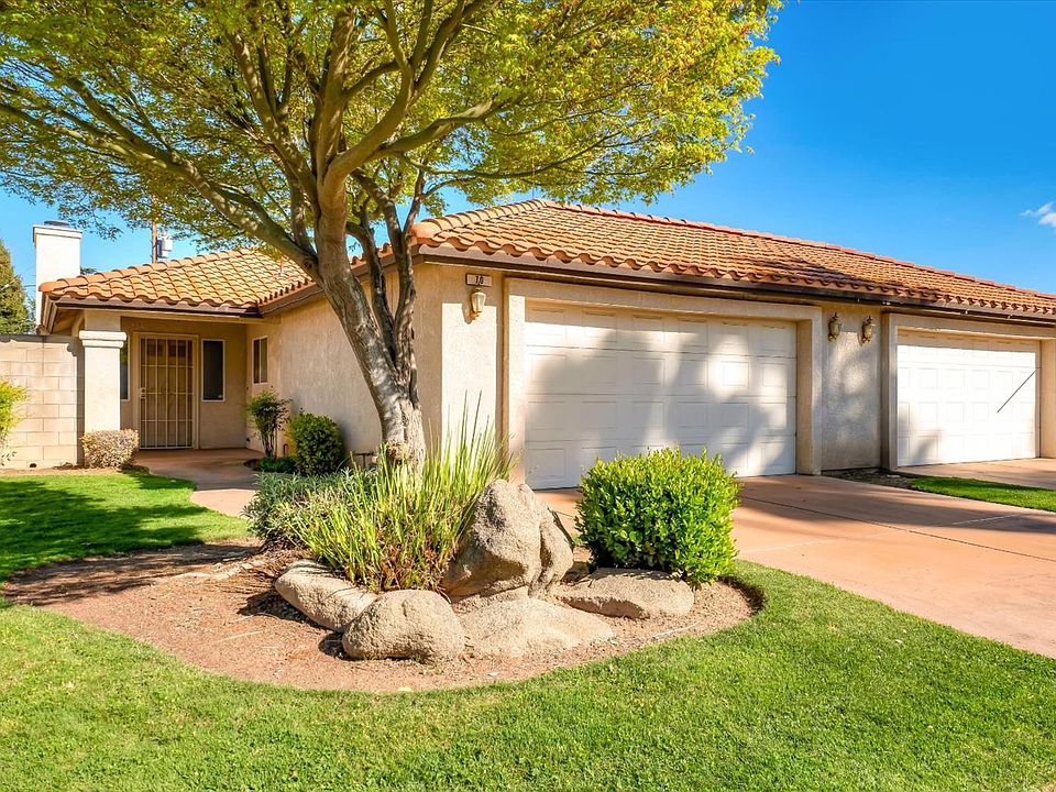 1st image of 70 Rosewood Cir