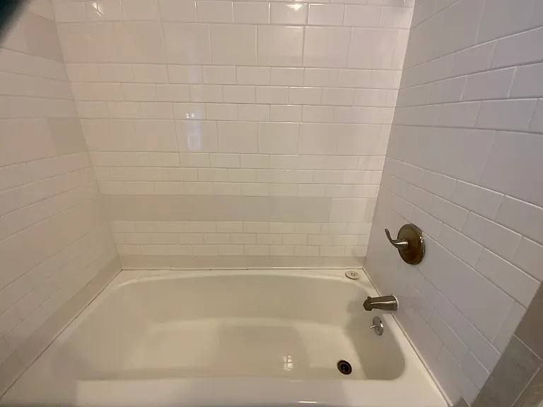 Bathtub