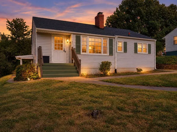 749 Crestwood Cir, Lynchburg, VA 24502