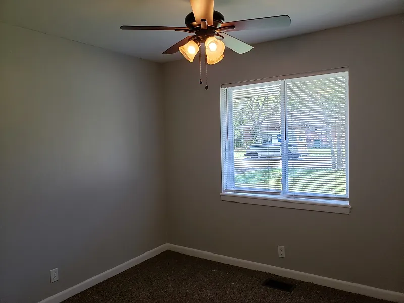 5 bed, 1660 sqft, $1,595 — Photo 4