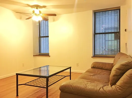 Rented by Bohemia Realty Group | media 27