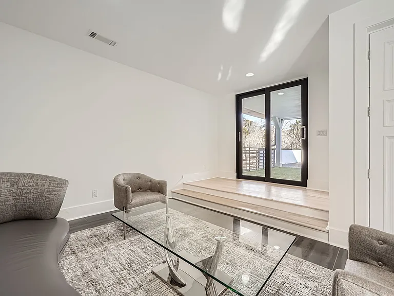 Colebrook Ct NW — Photo 86