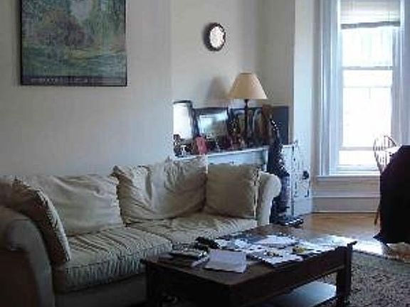 3rd image of 300 Marlborough St #5CF