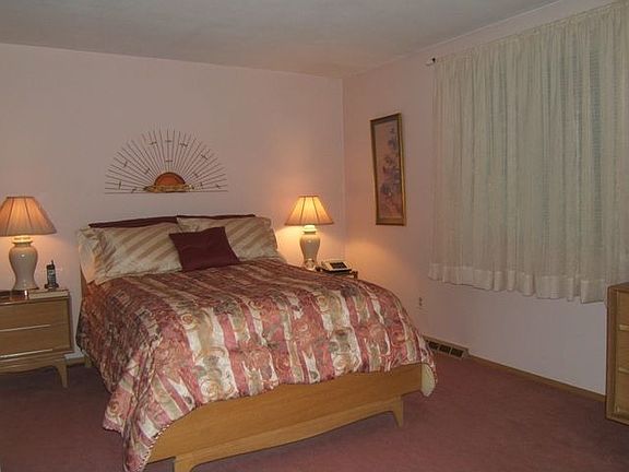 5th image of 6786 Reid Dr